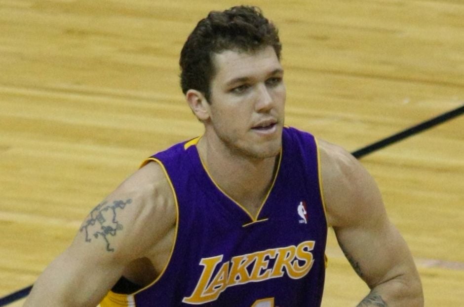 Former Warriors and Lakers Coach Luke Walton Sued For Sexual Assault