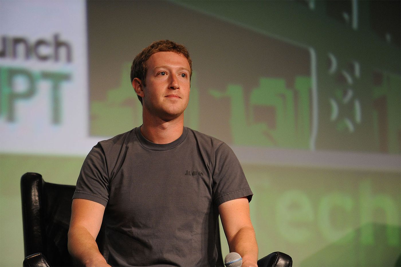 Mark Zuckerberg Is Now Welcoming Congress To Regulate Facebook