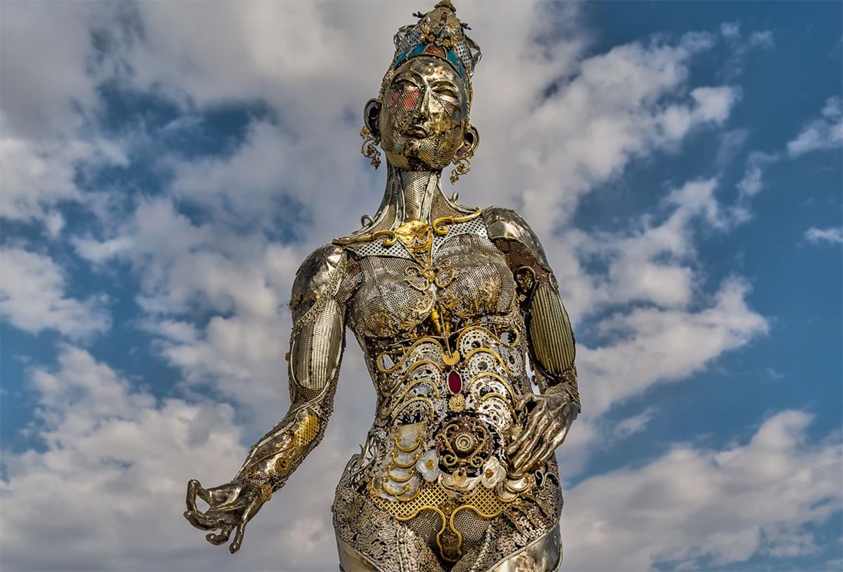 Female Buddha Sculpture On Its Way To Patricia's Green In Hayes Valley