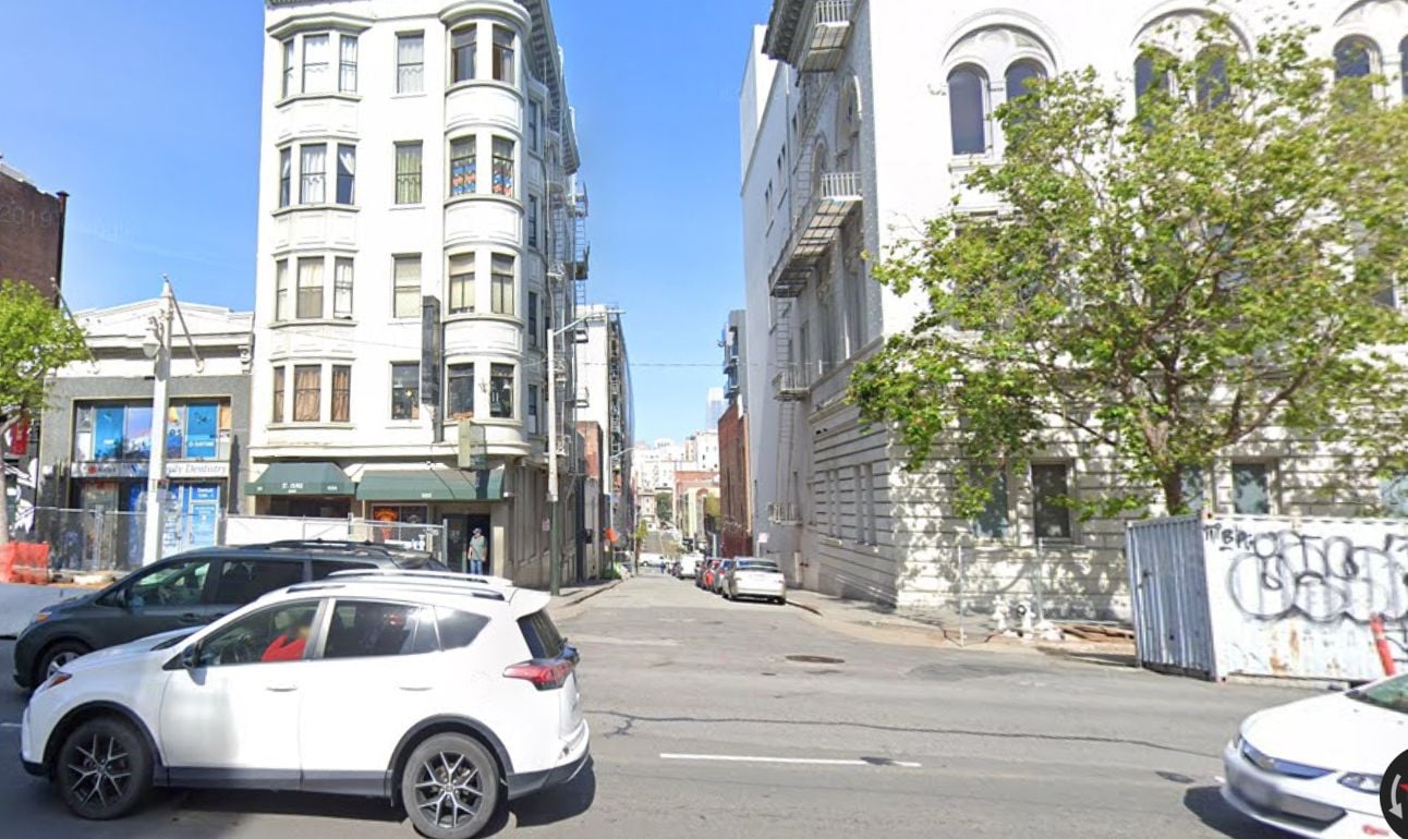 Fatal Stabbing On Van Ness