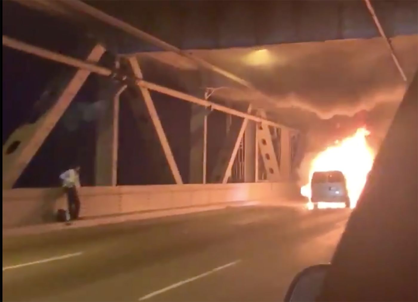 Vehicle Fire On Lower Deck Of Bay Bridge Closes Lanes, Causes Friday