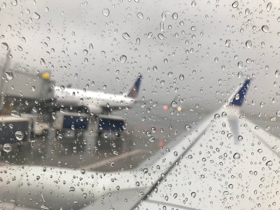 Four-Plus-Hour Flight Delays Reported At SFO As Vacationers Head Back Home