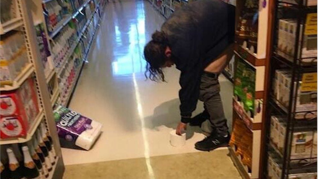 Man Photographed Pooping In an Aisle at the Marina Safeway