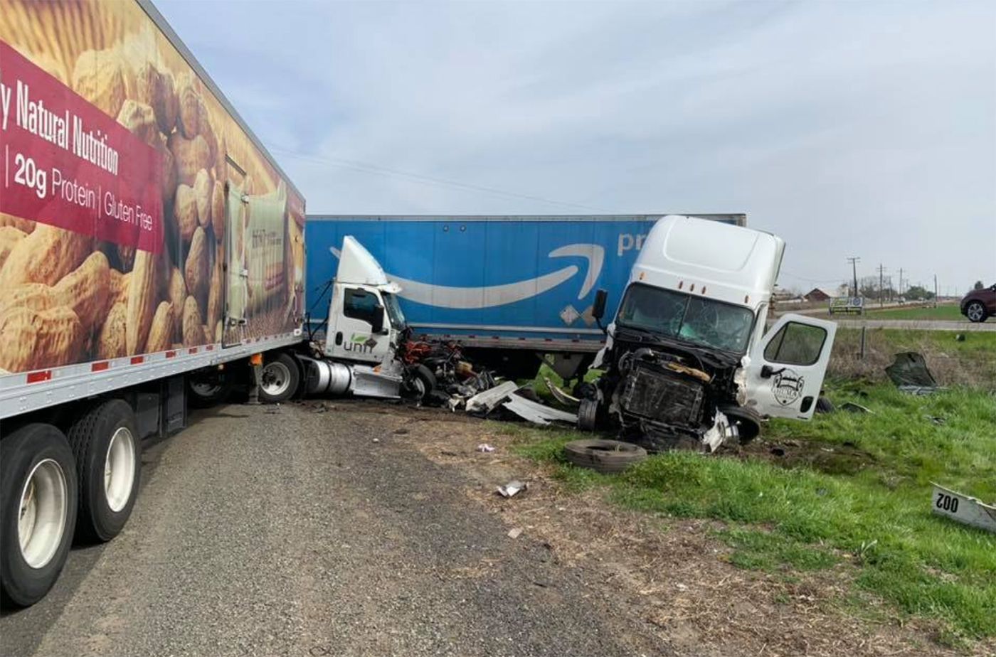 Multi Vehicle Crash Involving Amazon Prime Truck Splits Vehicle In Two In Solano County