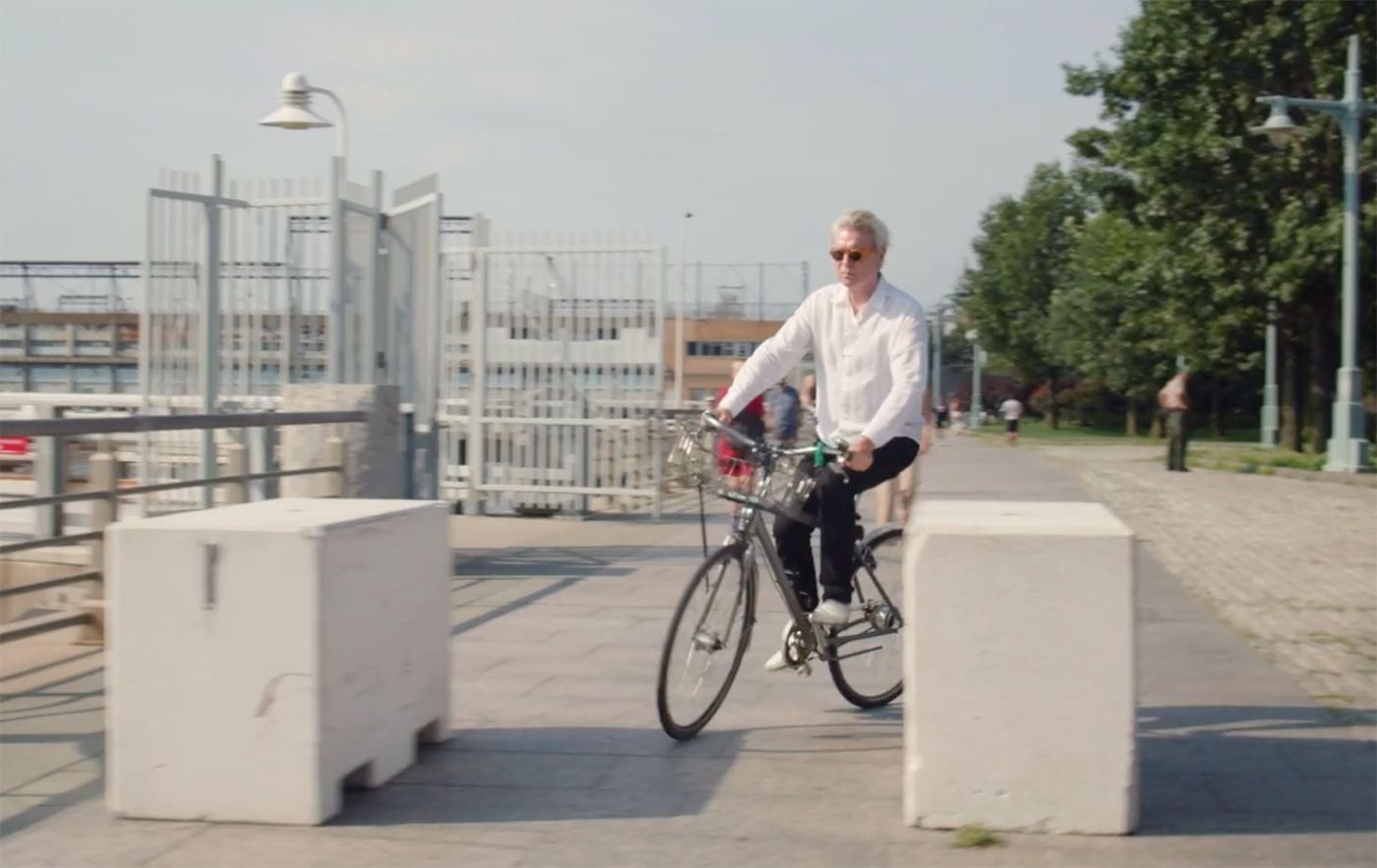 This Is Giving Me Life Today: David Byrne's Reasons to Be Cheerful