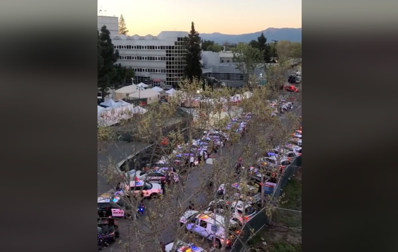 Video: Cops and EMTs Line Up to Cheer and Thank Healthcare Workers Outside San Jose Hospital
