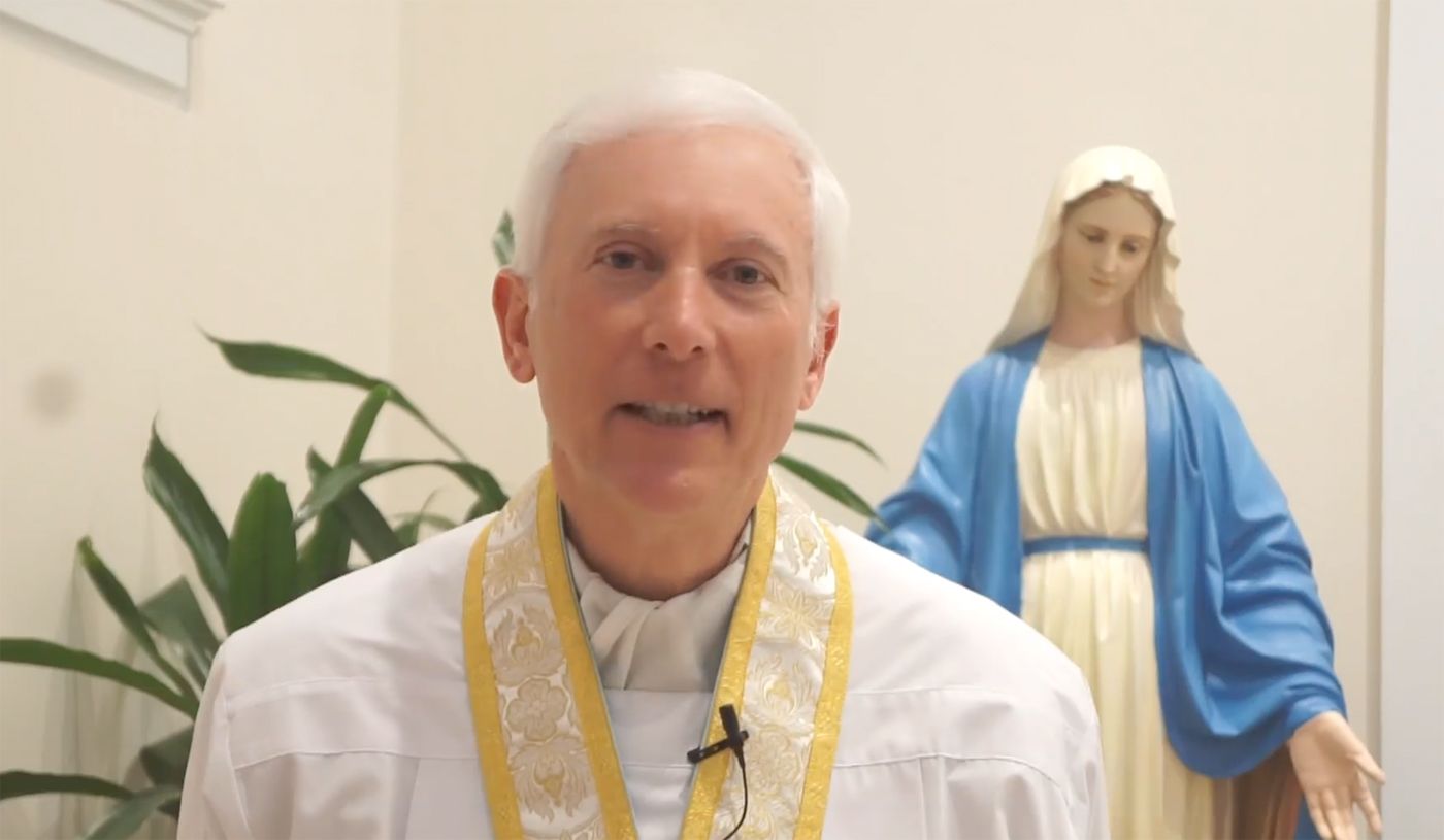 SF Catholic Priest Implores Congregants to Come to Mass, Says COVID News Reports Are 'Largely Unreal'