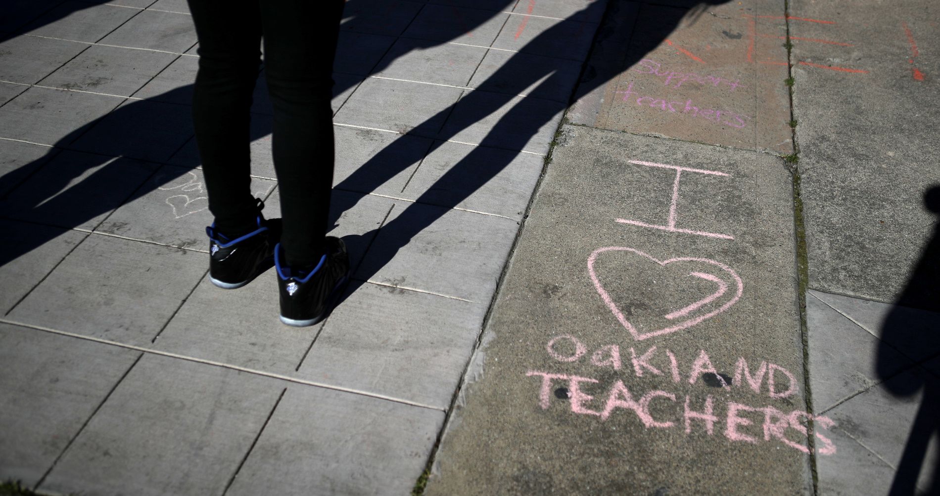 Op-Ed: Between a Rock and a Hard Place, Oakland Schools Face Reopening Dilemma