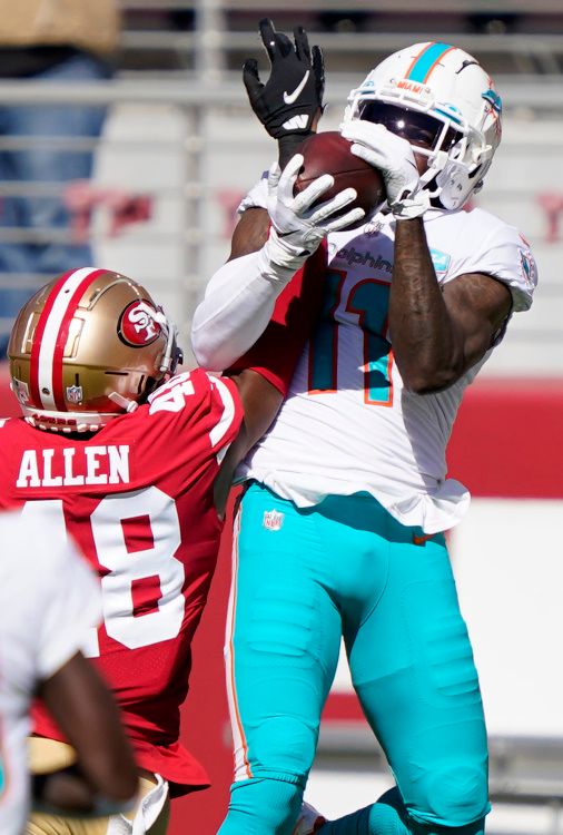 Live updates: 49ers lose 43-17 to Dolphins at Levi's Stadium