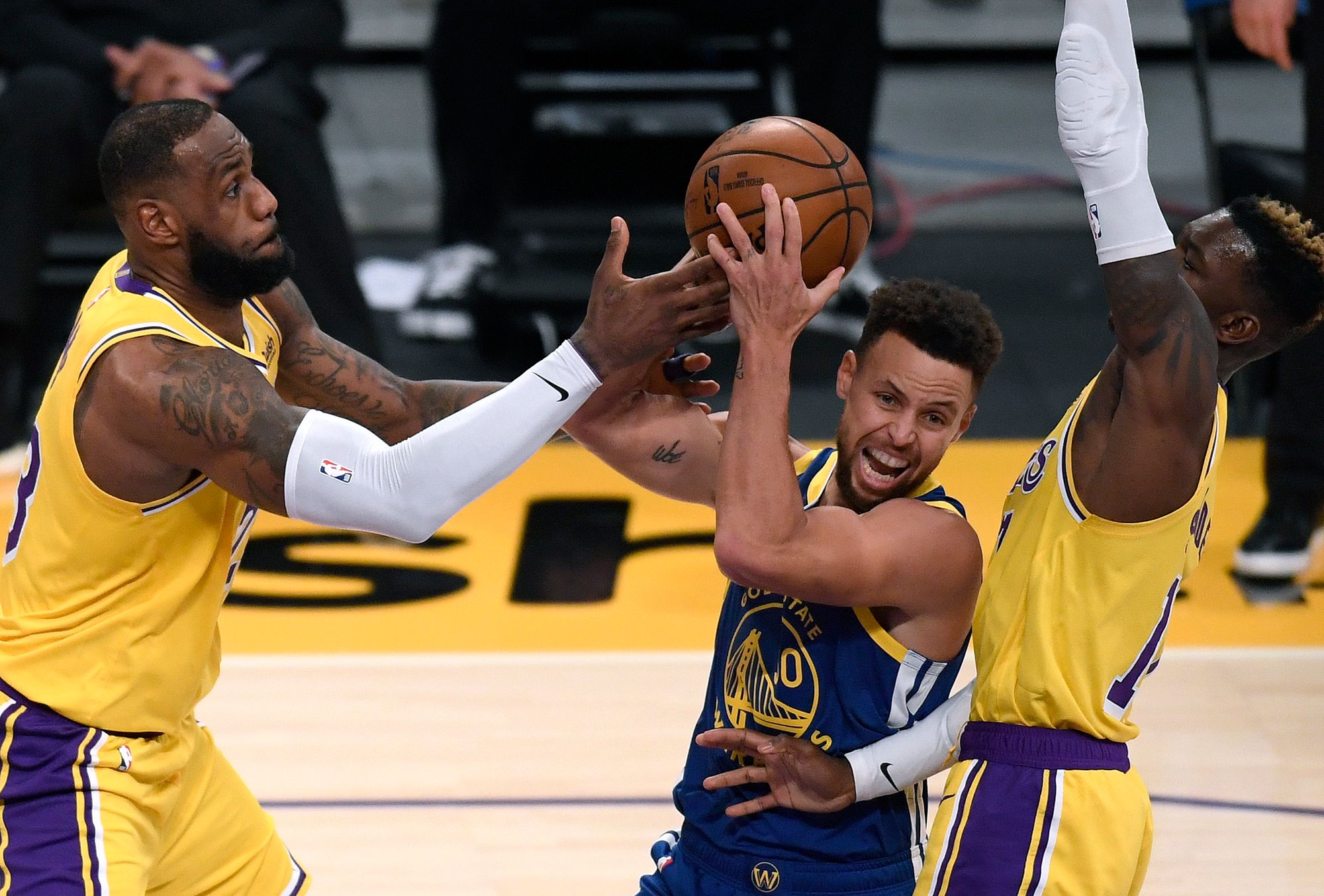 Warriors Establishing Identity, Stun World Champion Lakers