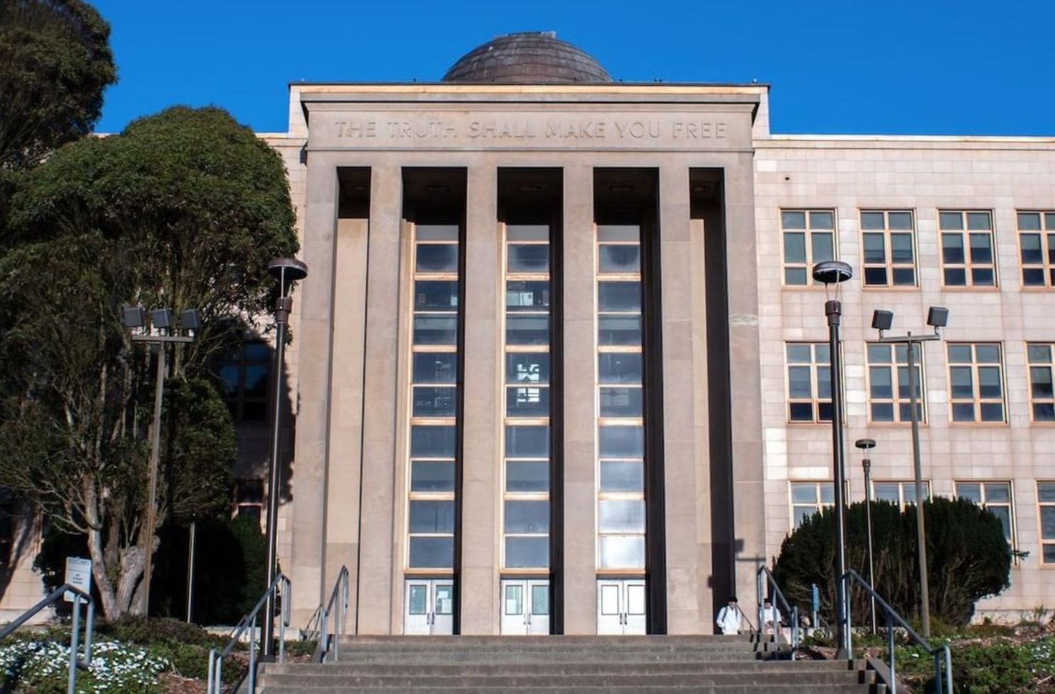 Mass Vaccination Site at City College Expected to Open This Week Despite Dip In Vaccine Supply