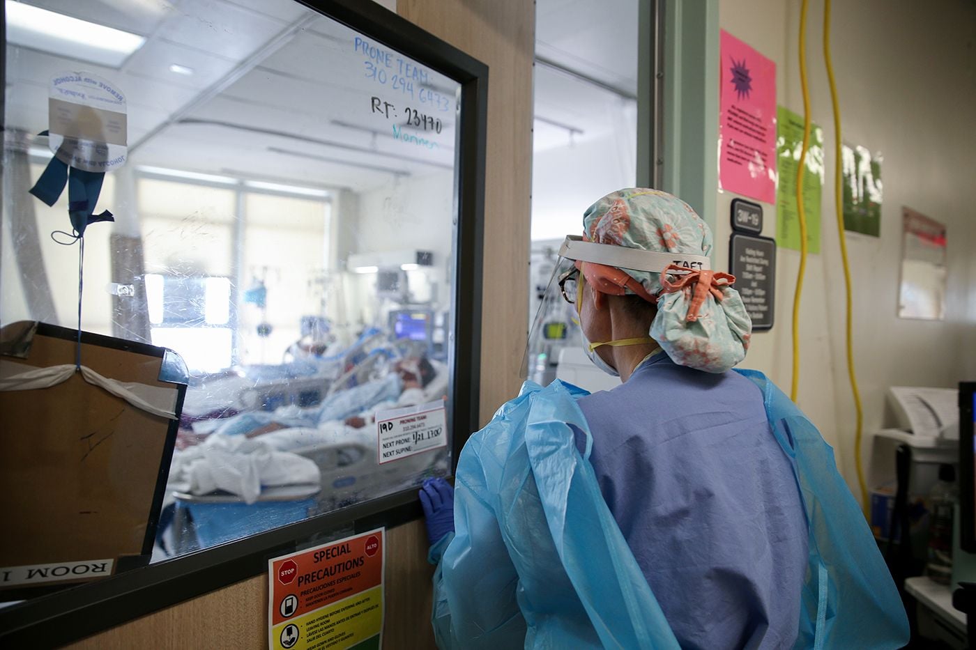 Bay Area COVID Hospitalizations Fall Below 1,000 For the First Time Since November