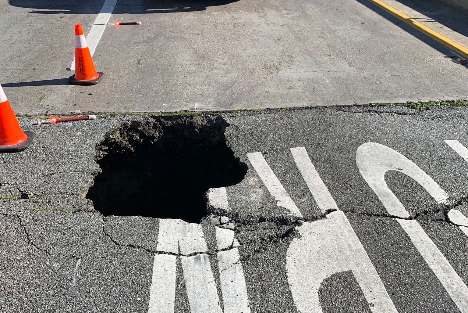 Day Around the Bay: Sinkhole Opens On Sixth Street 280 Off-Ramp In SF