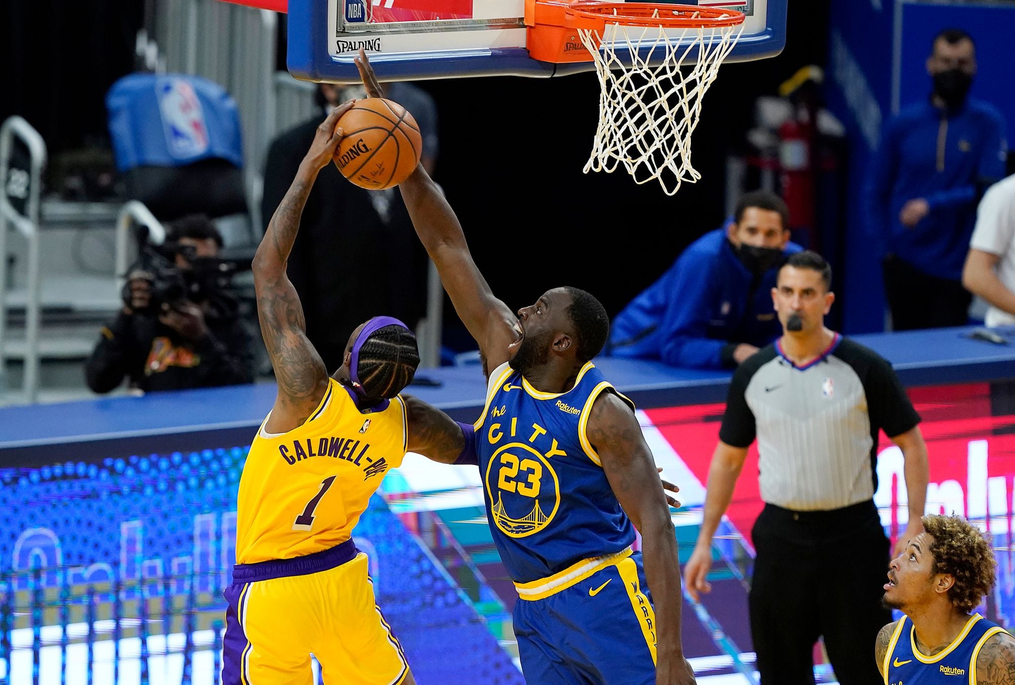 Warriors Blasted At Home in 31-Point Loss to Los Angeles Lakers