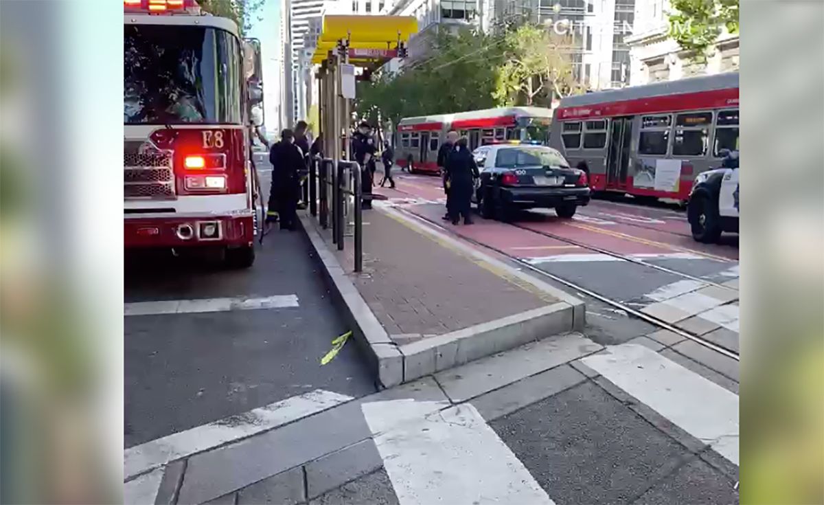 Two Elderly Asian Women Stabbed on Mid-Market, Suspect Arrested