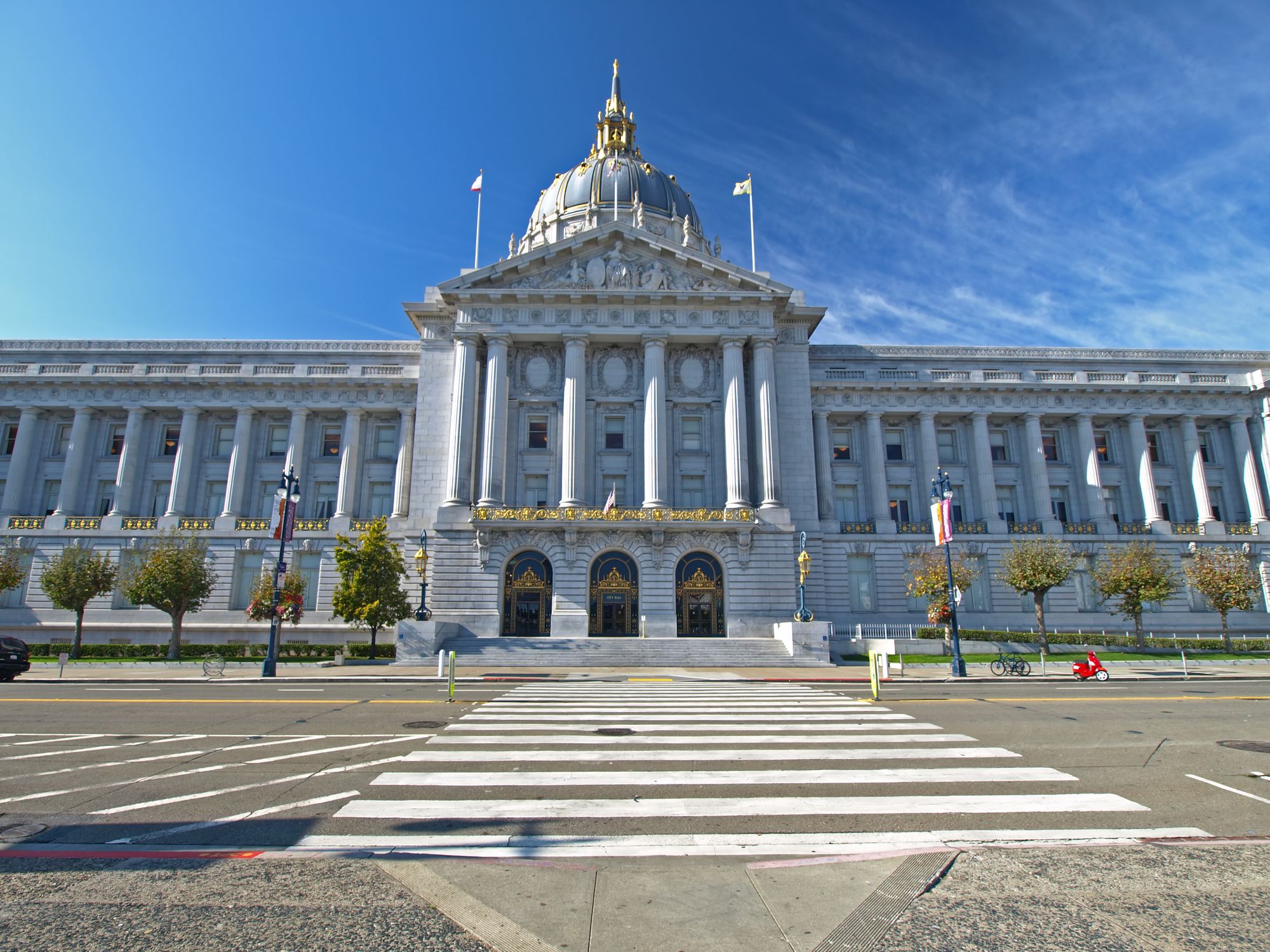 Sunday Links: San Francisco's City Hall Will Reopen to the Public Tomorrow