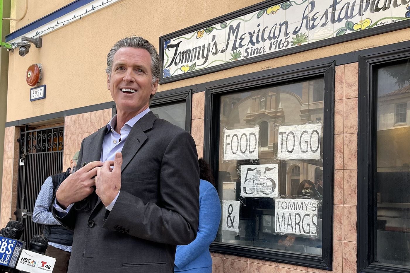 To-Go Cocktails and Outdoor Dining Extended In California