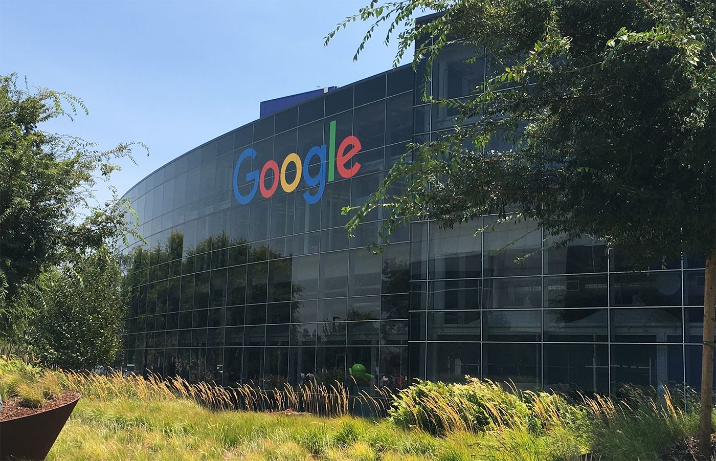 Monday Morning Headlines: It's Back-to-the-Office Day For Some at Google