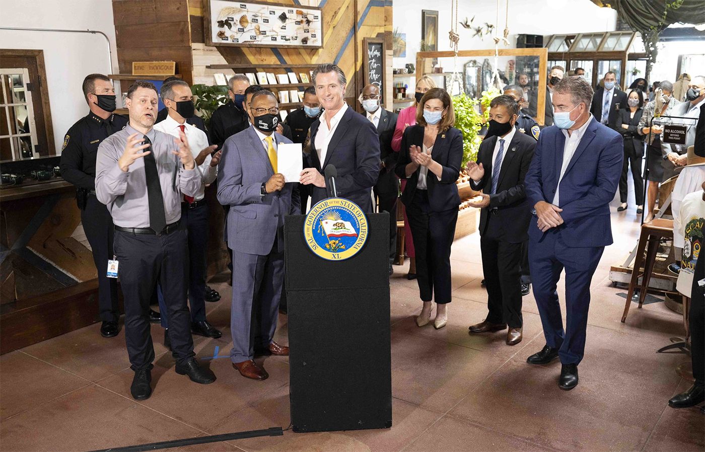 Newsom Announces Reinstated State Law Aimed at Brazen, Organized Retail Theft