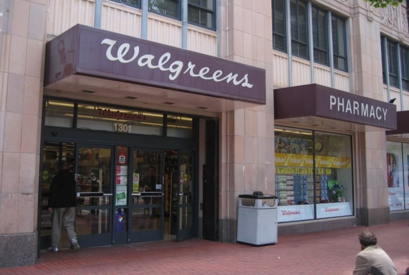 SF's Worst Walgreens Sees Fistfight With Unruly Suspect, Security Guard Injured
