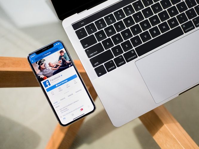 Facebook Seemingly Still Monkeying With Algorithm to Limit Right-Wing Agitprop