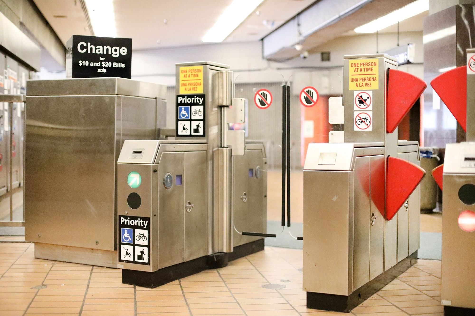 BART’s New Evasion-Proof (Yeah, Right) Fare Gates Begin to Appear in the Wild