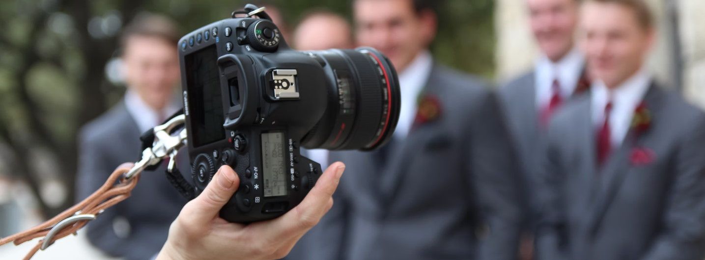17 Best SF Wedding Photographers of 2021 To Capture Your Special Day
