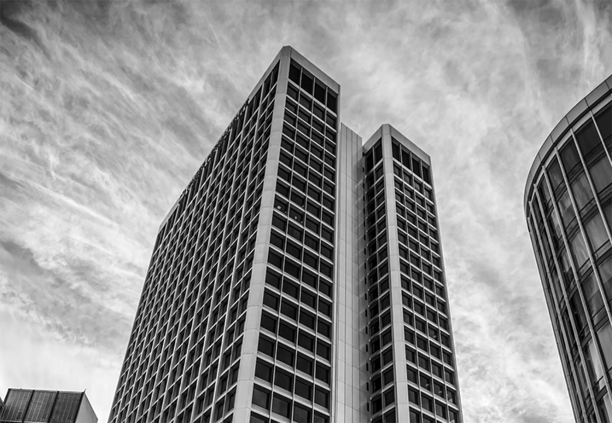 Day Around the Bay: Kaiser Suspends 2,200 Unvaccinated Employees