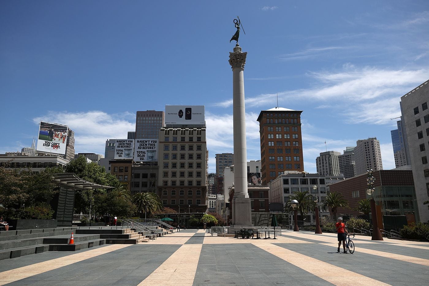 Day Around the Bay: Union Square Loses Another Big Store