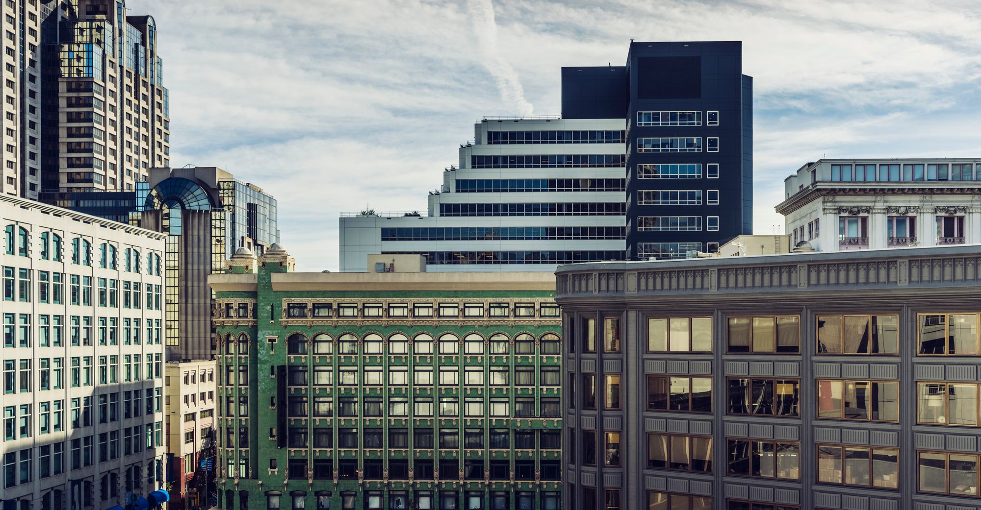 Saturday Links: More Luxury Retailers Are Coming to Union Square