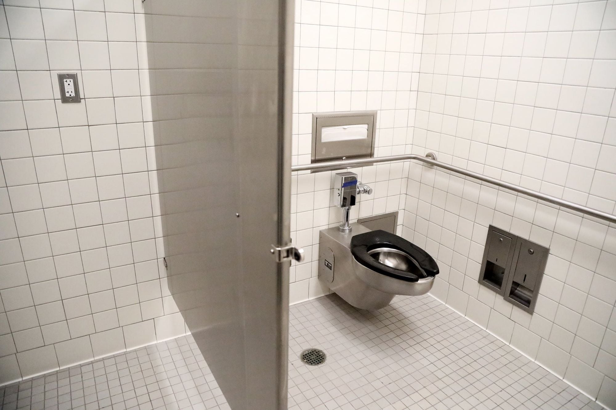 BART Makes a Big To-Doo Over Finally Reopening the Bathrooms at Powell Street Station