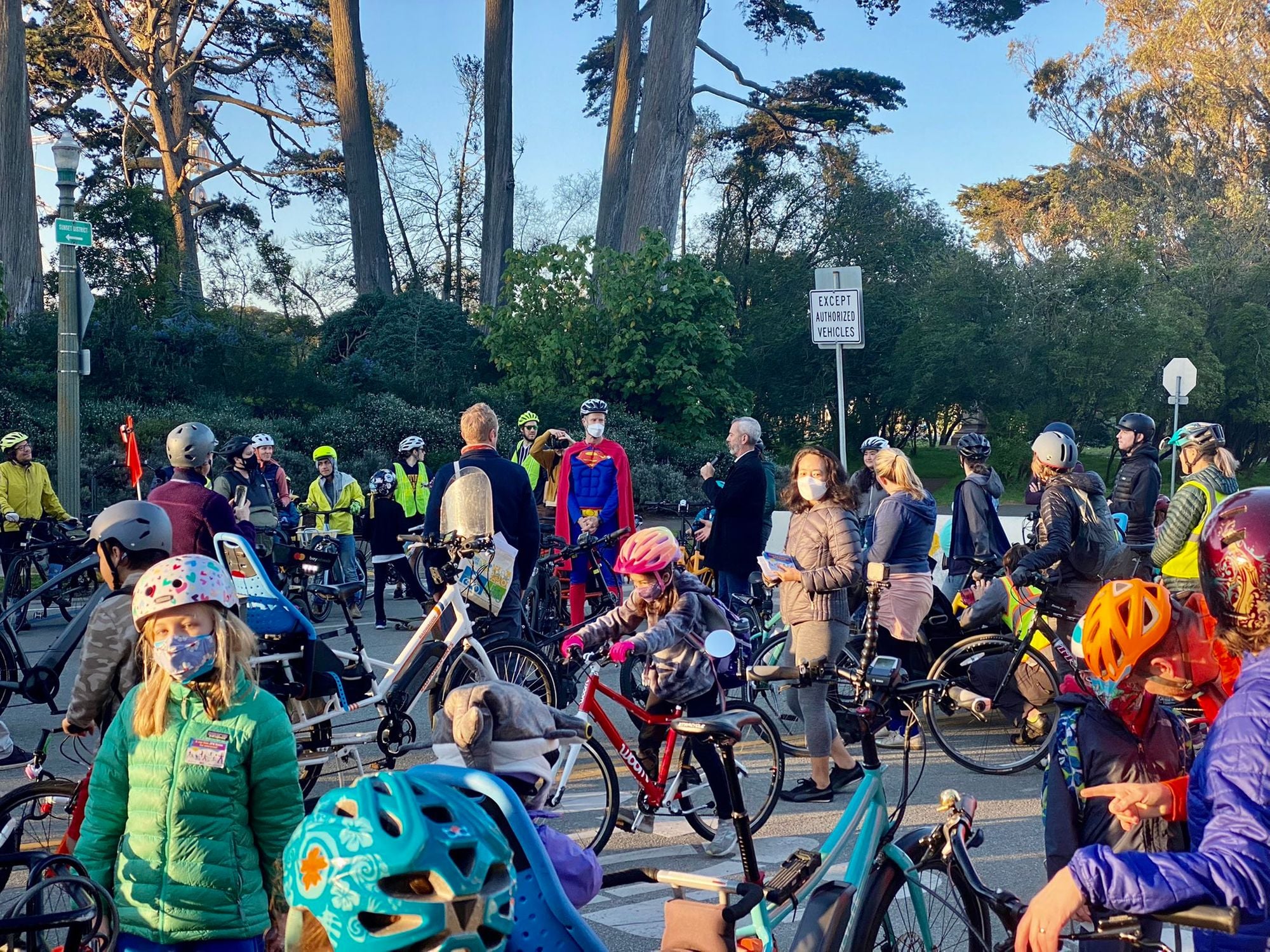Friday Morning’s ‘Bike Bus’ Drew More Than 100 Kids and Parents, and May Start a New Monthly Cycle