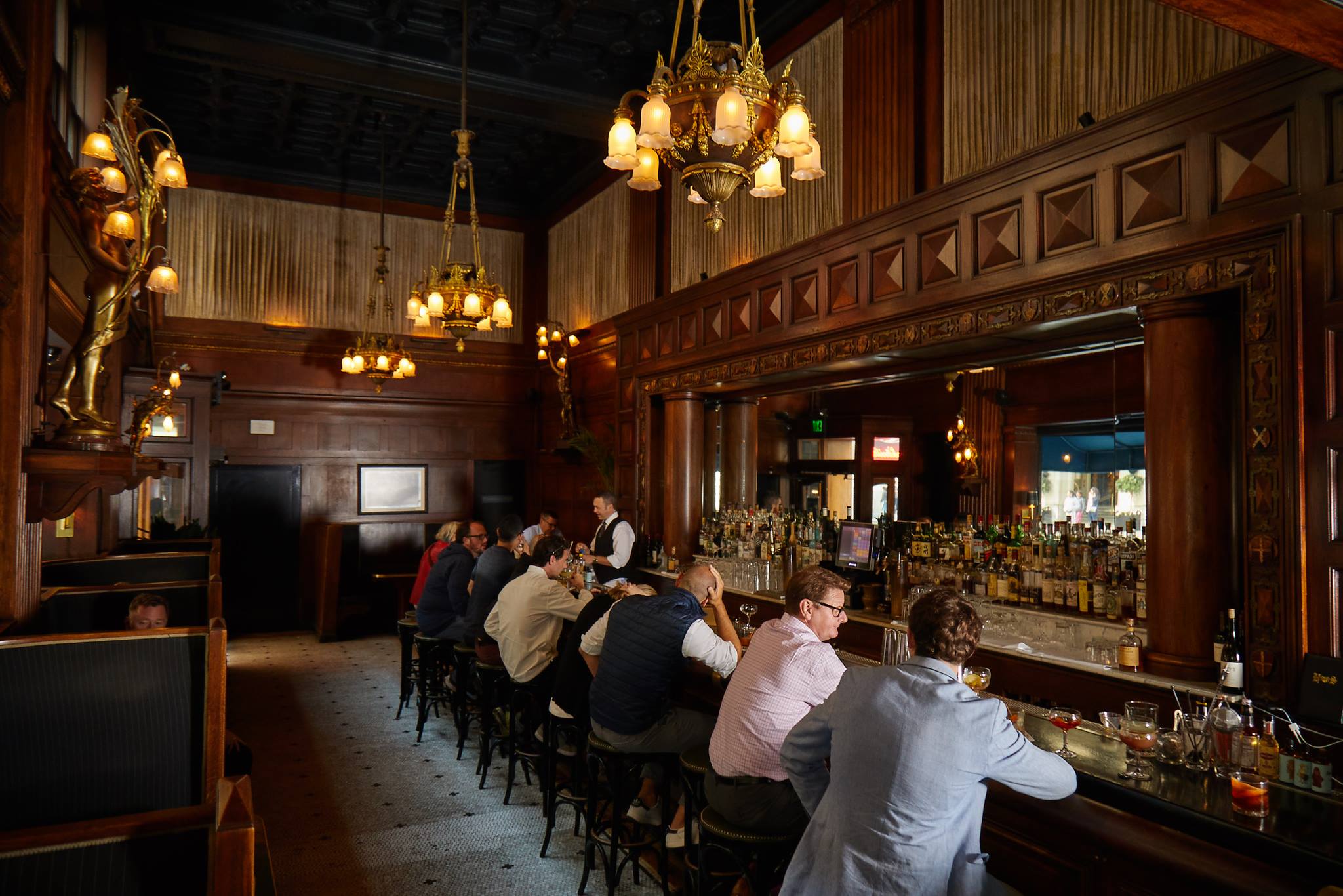 Friday Happy Hours Are Now Weak Sauce, and That May Be the New Normal for Downtown SF Bars