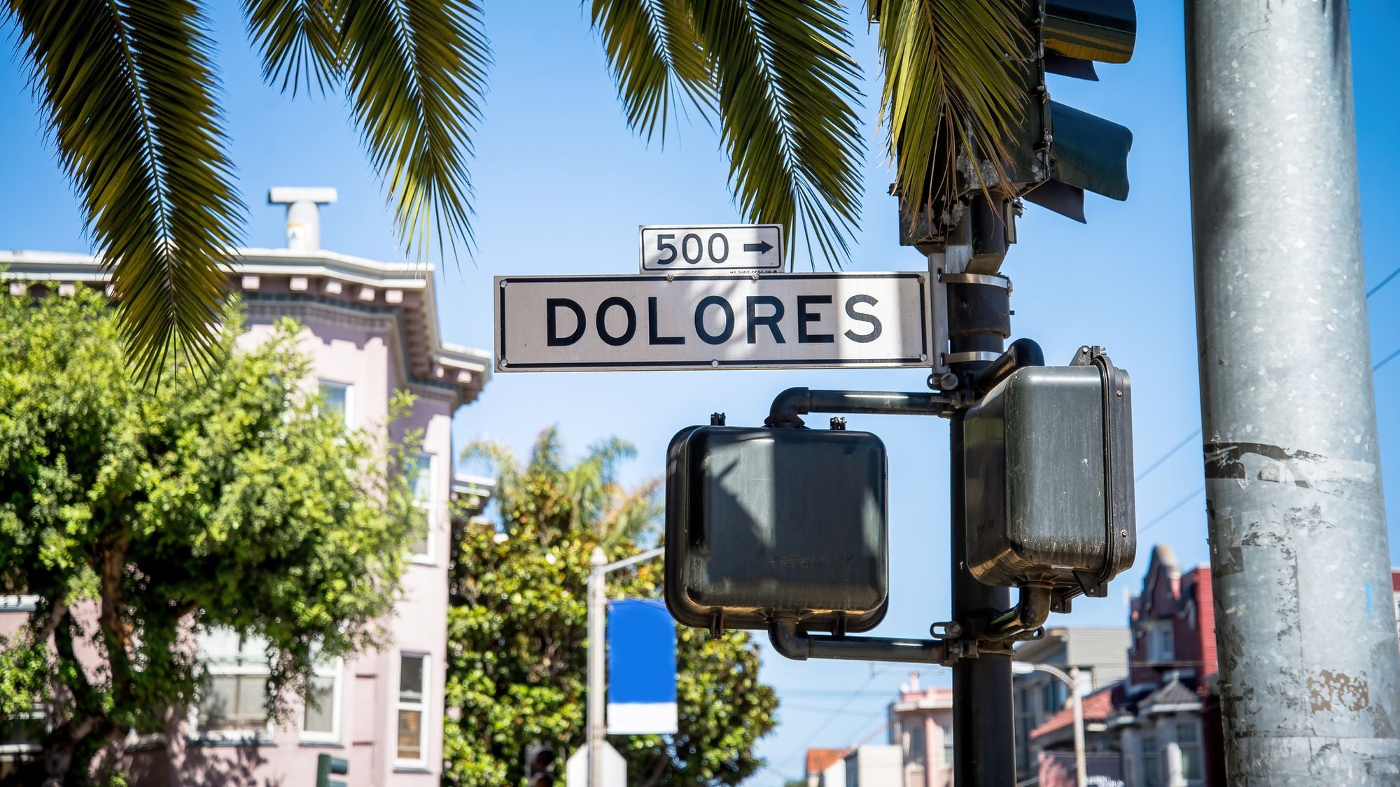 Sunday Links: A Familiar Easter Sunday Returns to San Francisco