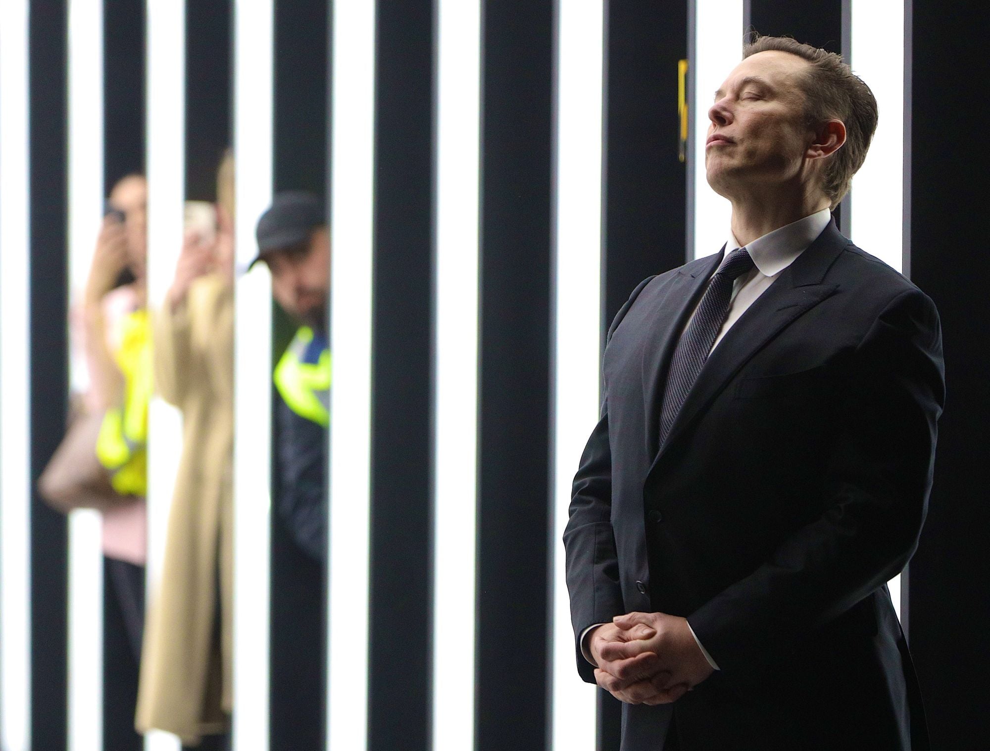 Elon Musk Buys a Nearly 10% Stake in Twitter, What Could Go Wrong?