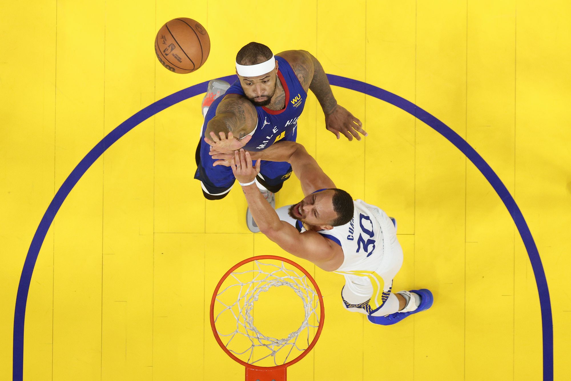 The Warriors, Looking In Fine Playoff Form, Overpower the Nuggets In Games 1 and 2