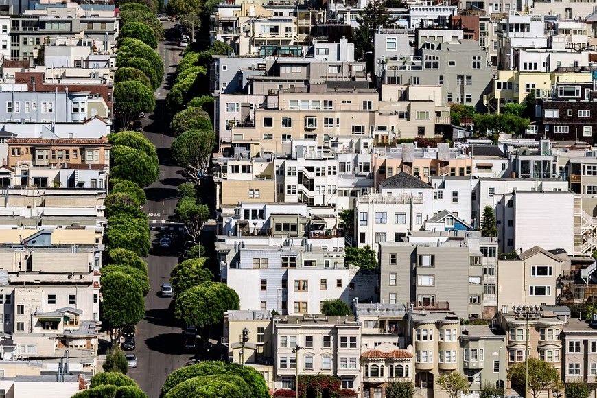 Day Around the Bay: California Gas Prices Have Fallen by Six Whole Cents