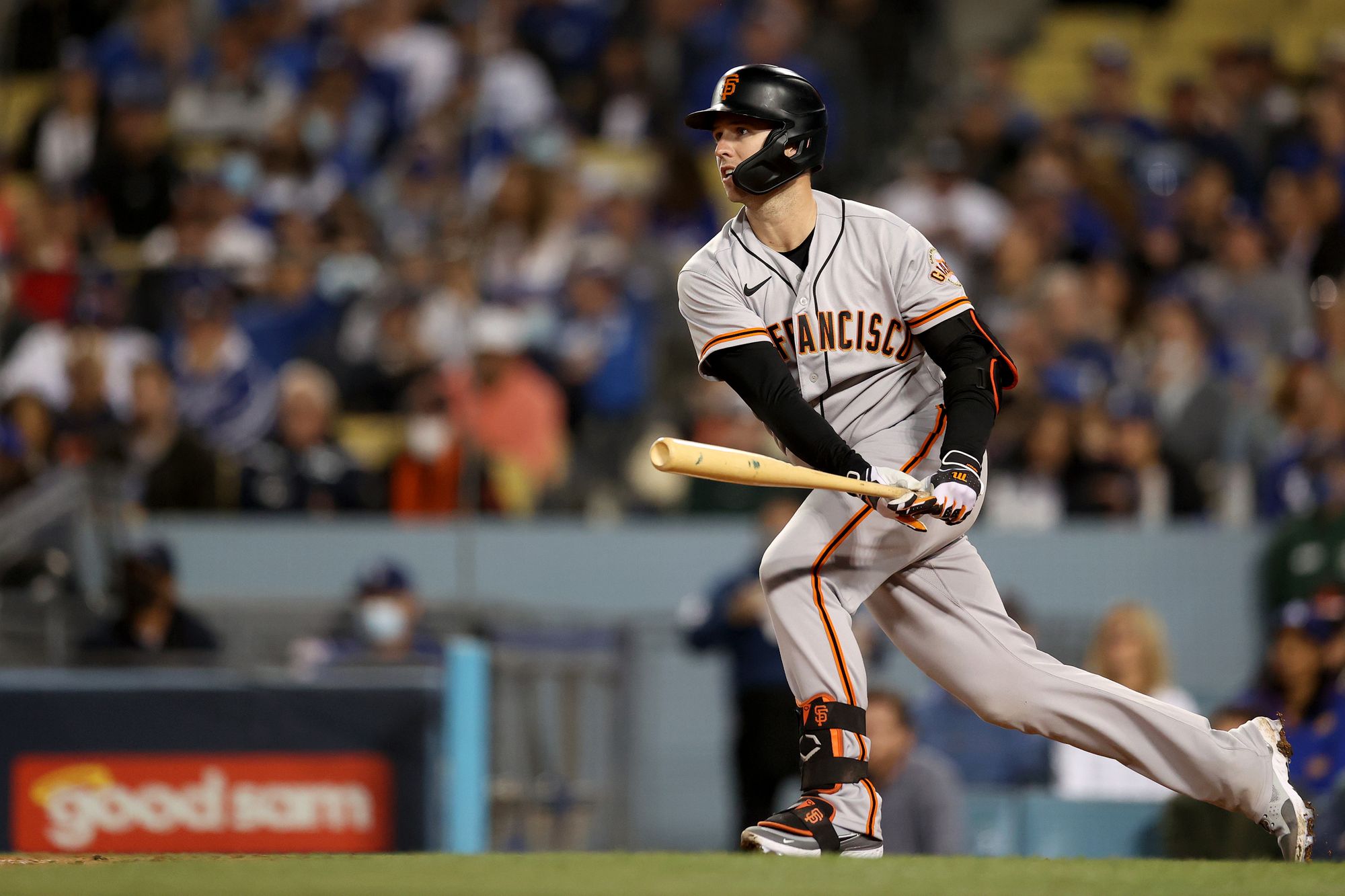 SF Giants pull out all the stops to honor Buster Posey