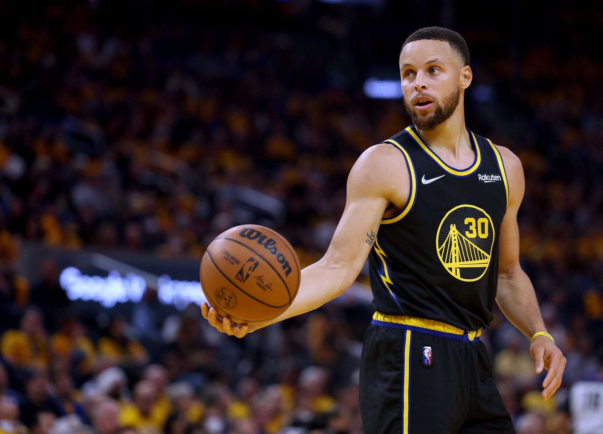 Warriors, Who Might Be Peaking, Make Easy Work of Mavericks In Game 1 of WCF