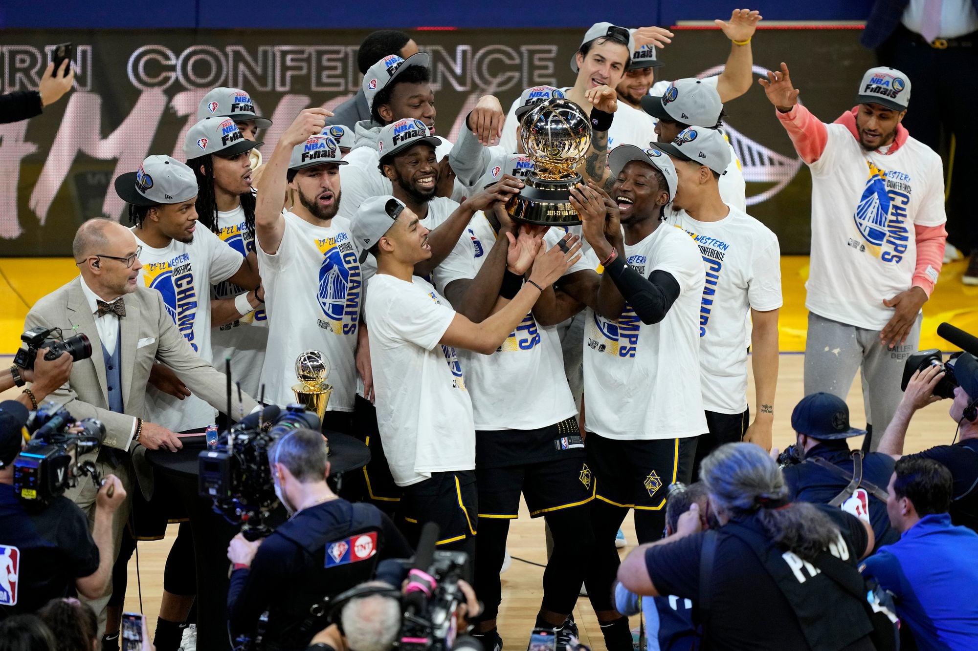 Warriors Beat the Mavericks, Beat the Odds to Advance to NBA Finals