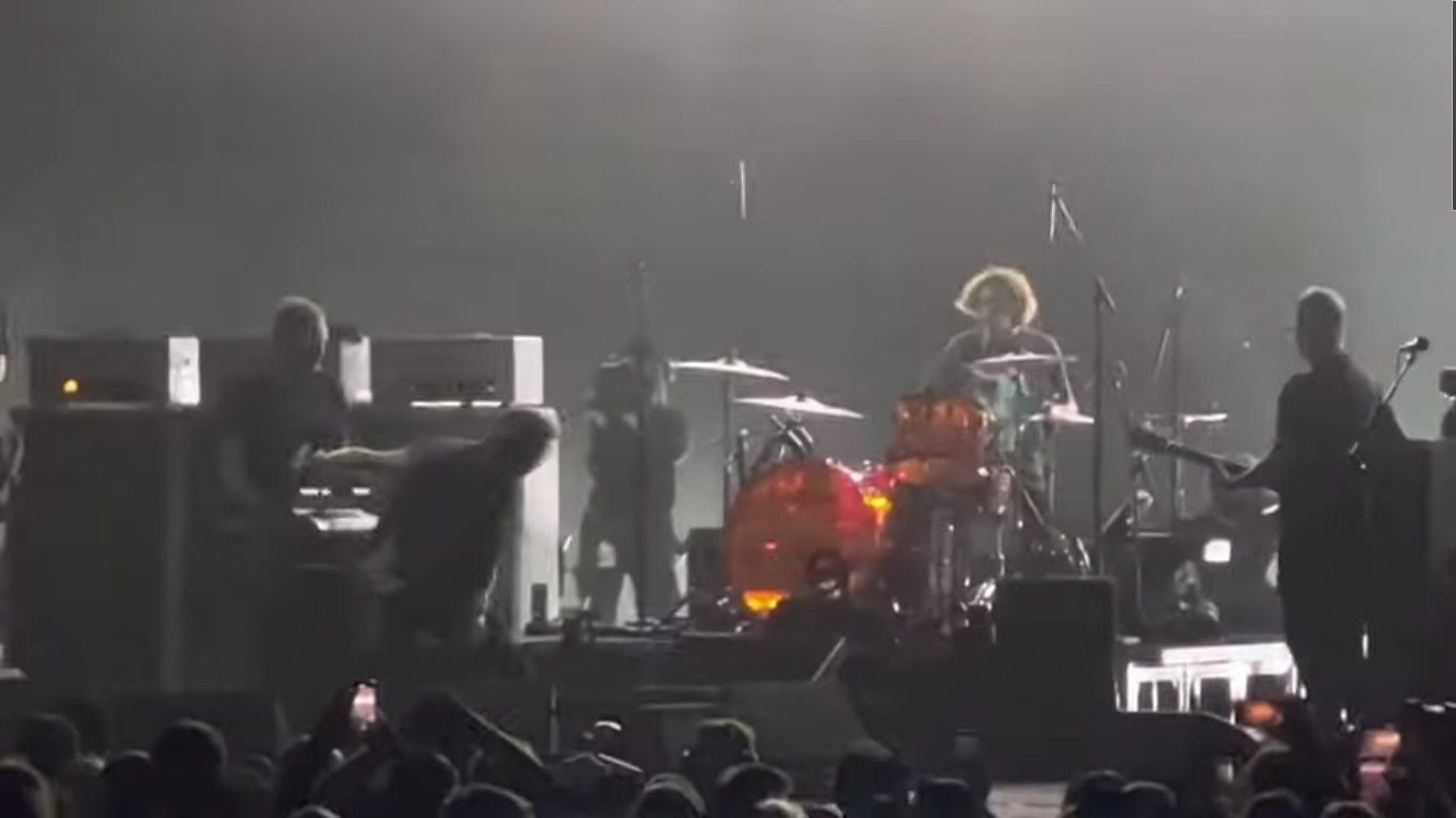 Watch: Adorable Teen From Mill Valley Gets to Play Drums For Pearl Jam in Oakland