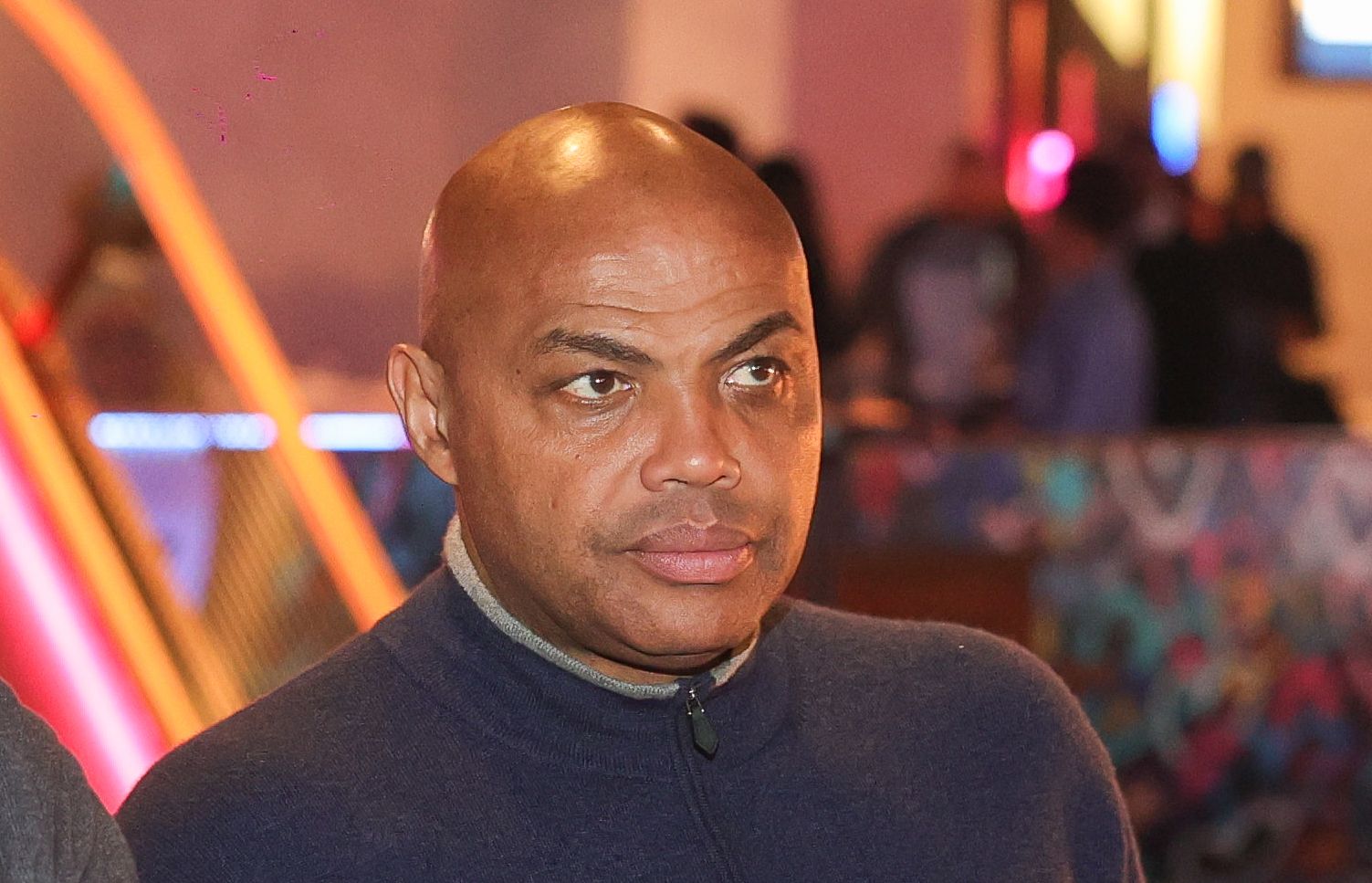 Warriors Fans Heckled Charles Barkley, Threw Stuff at TNT Booth After