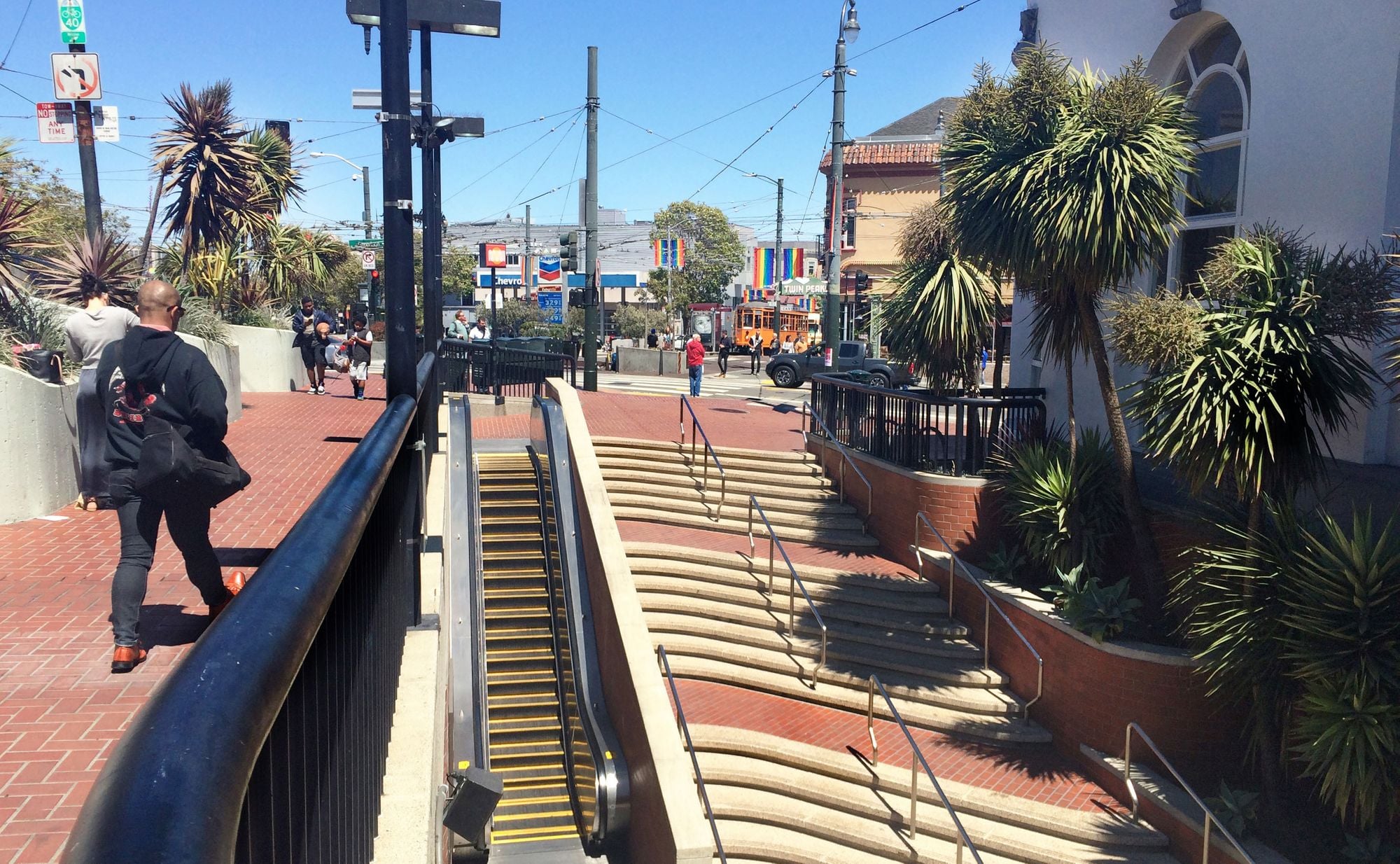 Two Shot, One Killed on Muni Train Between Forest Hill and Castro Stations, Suspect at Large