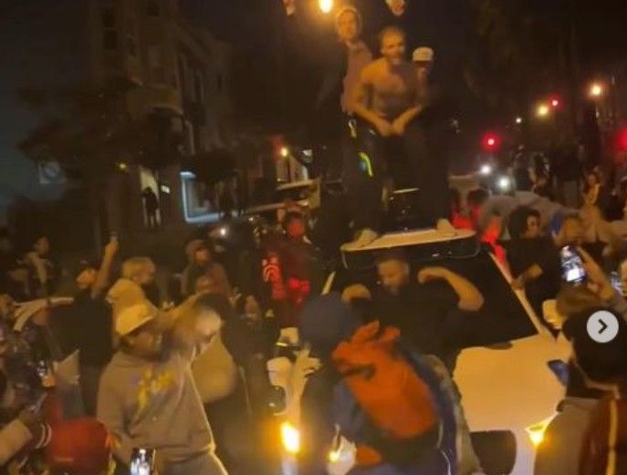 Dolores Hill Bomb Returns, Self-Driving Waymo Car Gets Given the Business by Skate Punks