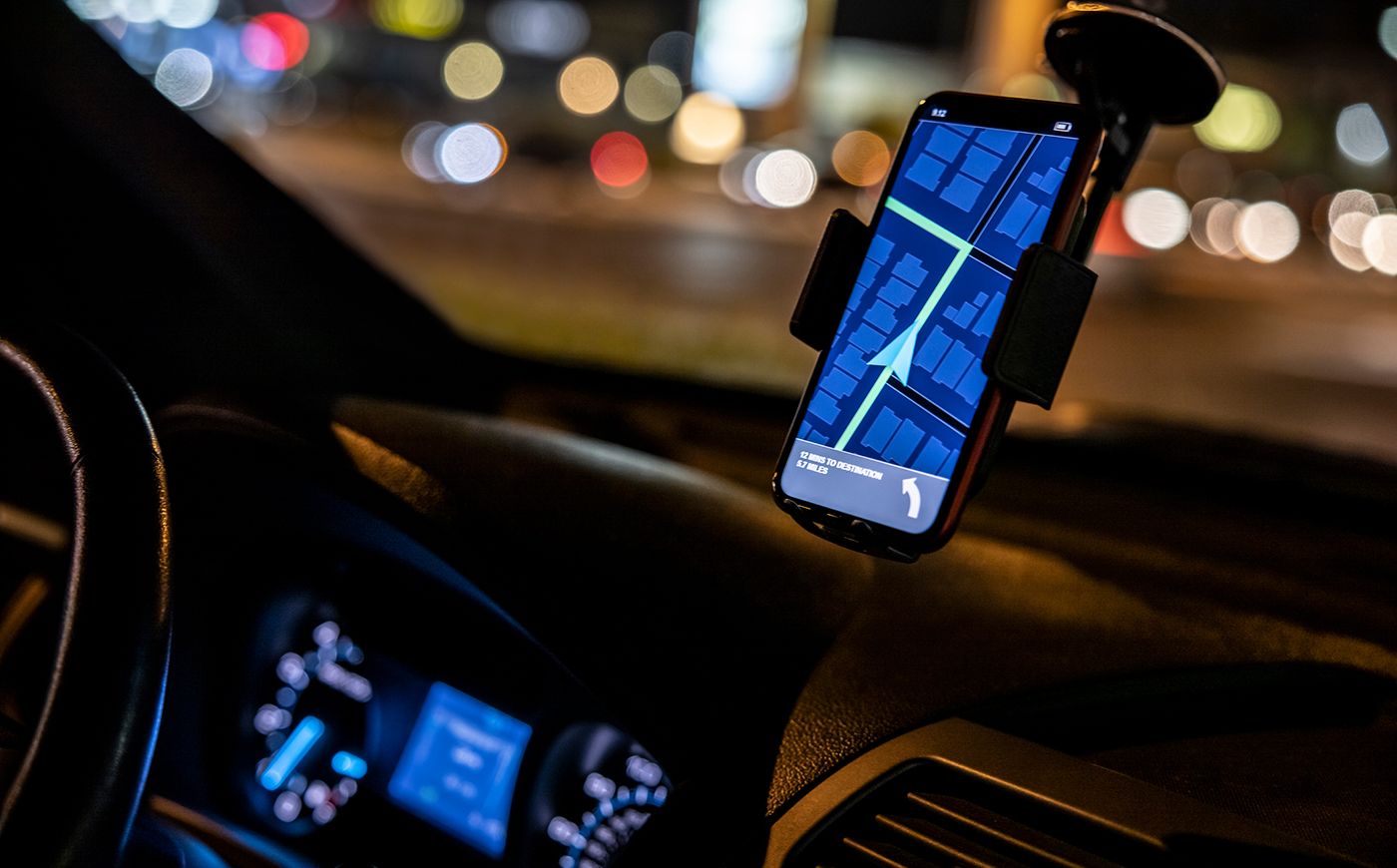 Female Lyft Driver Describes Harrowing Encounter With Passenger, Fleeing Onto Freeway