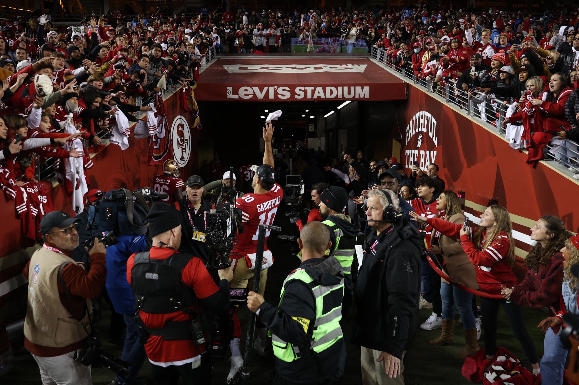 The 49ers Pound Their Way Past the Chargers for a Primetime Win