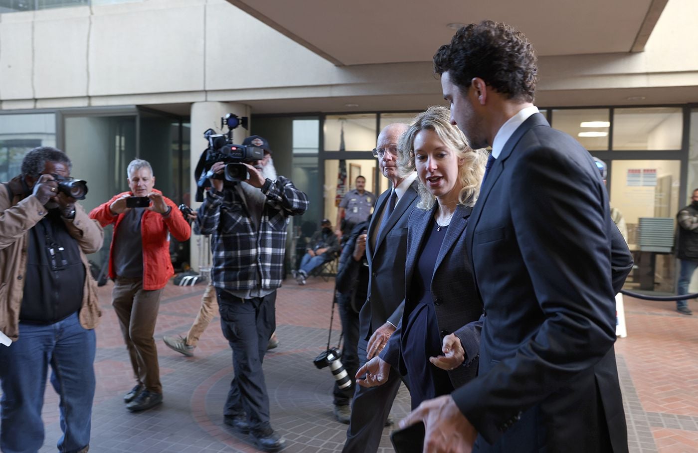 Friday Morning Constitutional: Elizabeth Holmes Now Asking for 18 Months of Home Confinement