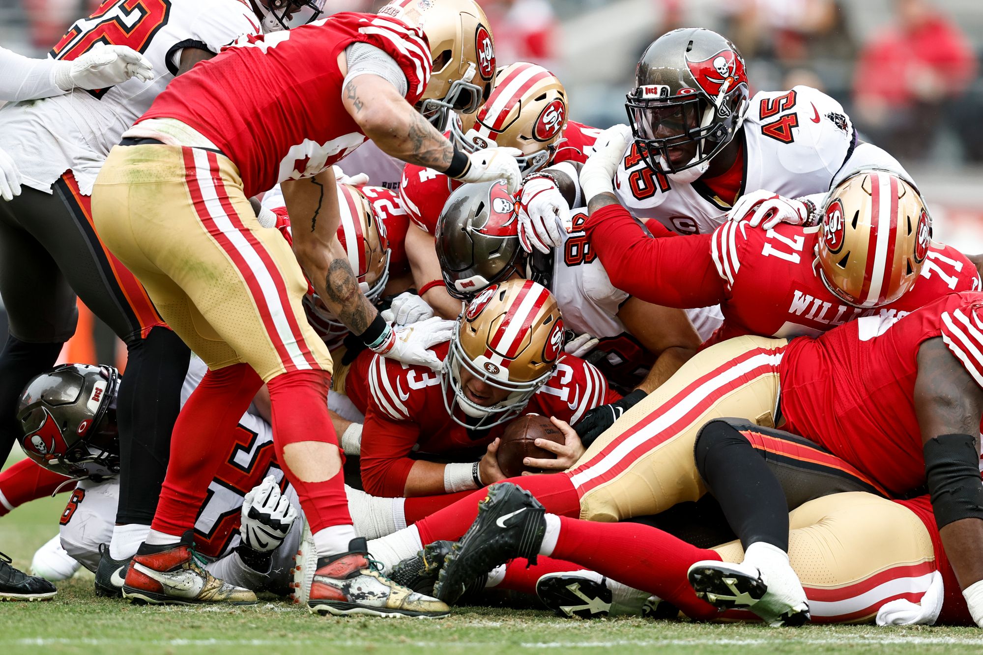 49ers news: Brock Purdy outshines Tom Brady as the 49ers blowout