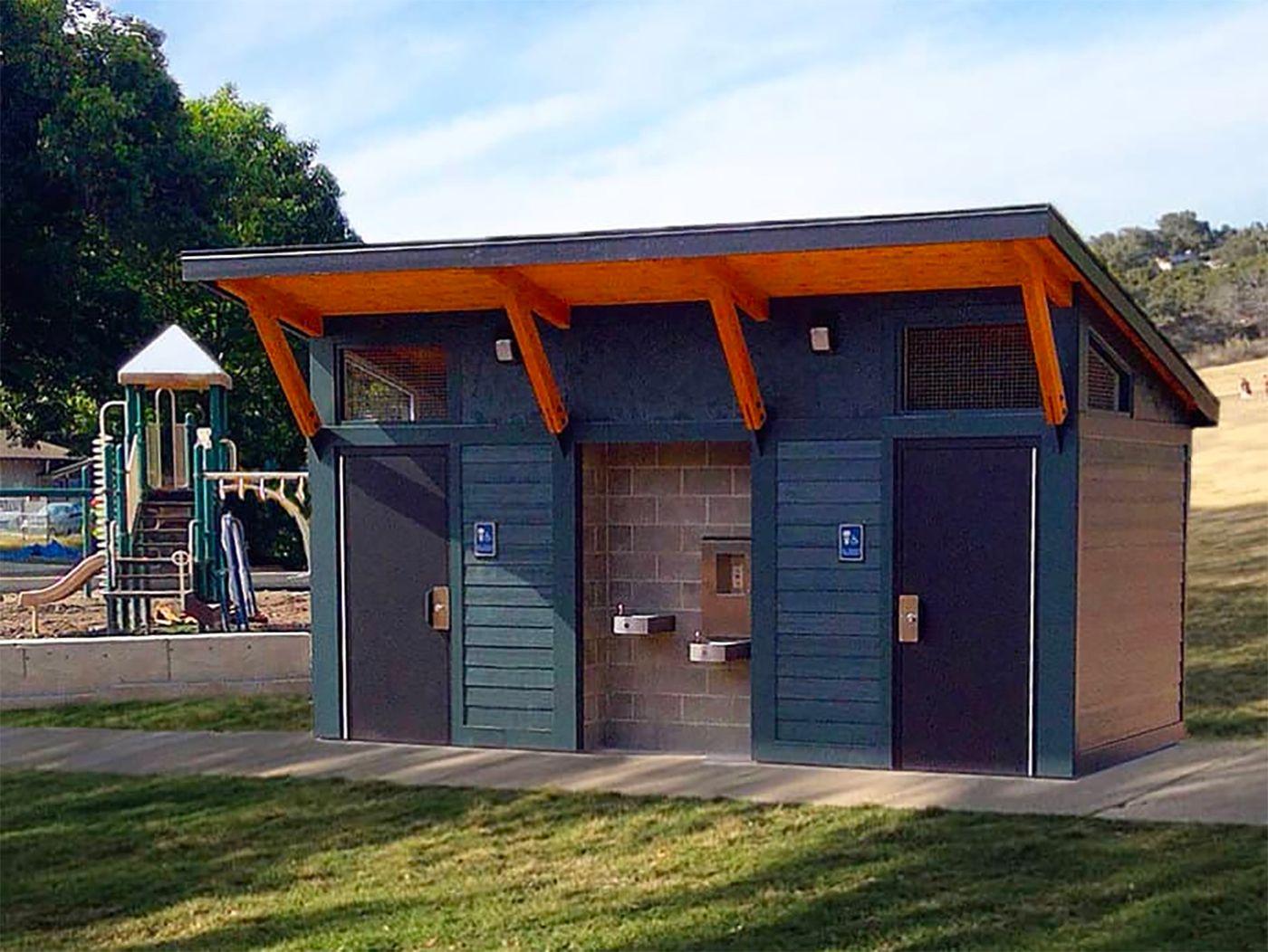 San Francisco's $1.7 million toilet: How Civic Design Reviews make even  simple public design take forever.