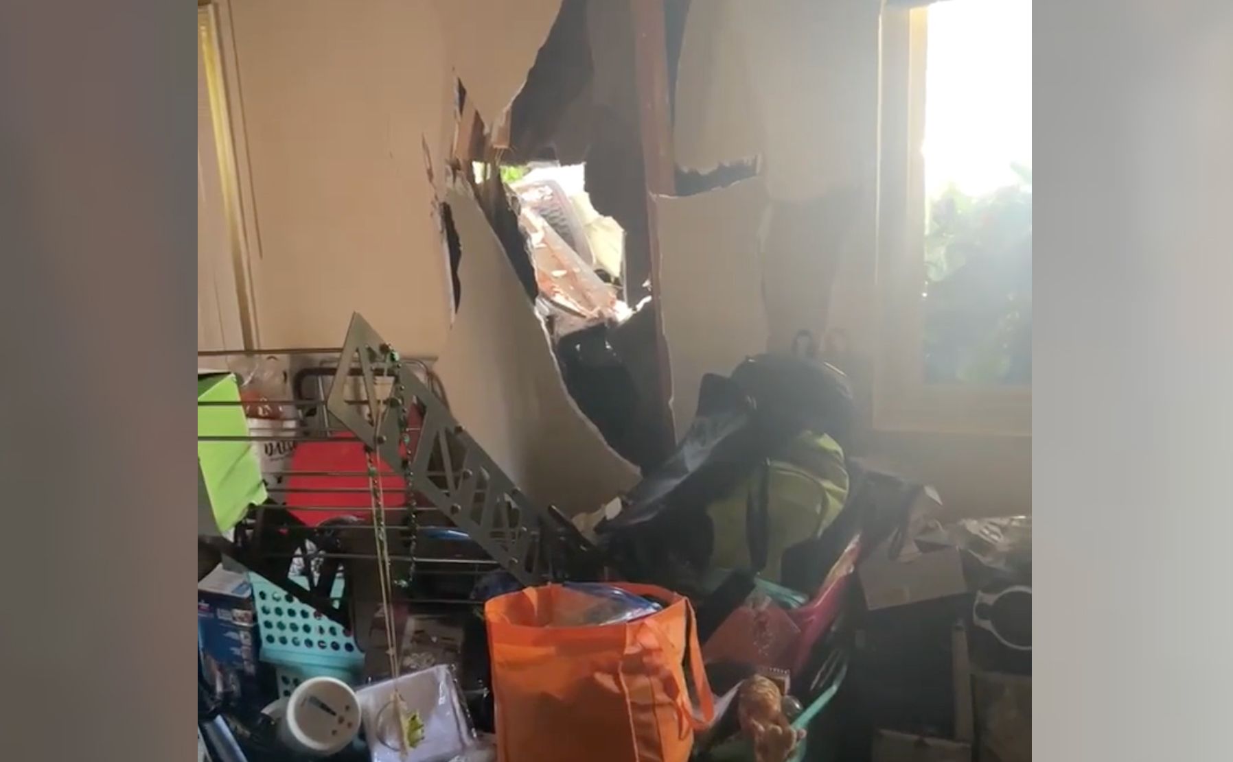 Car Flies Off I580 Freeway, Crashes Into Oakland Apartment